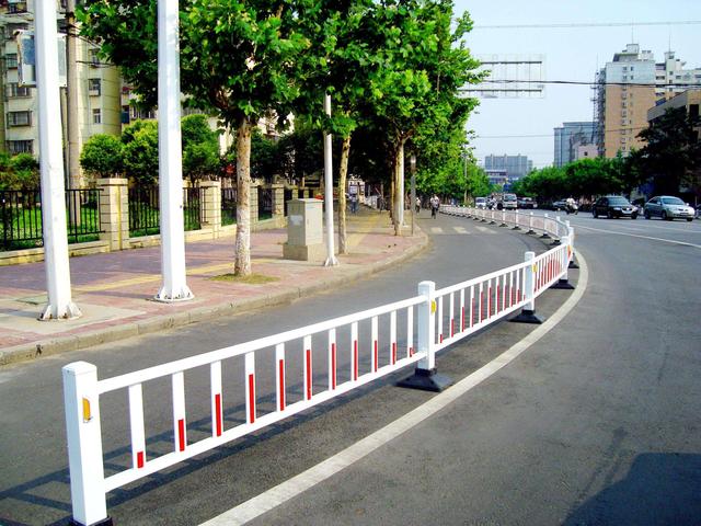 市政道路護欄生產商